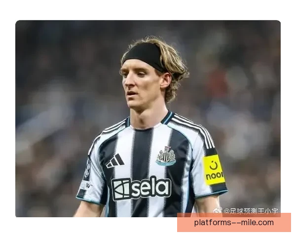 戈登加盟纽卡后首次攻破埃弗顿大门为球队贡献关键进球